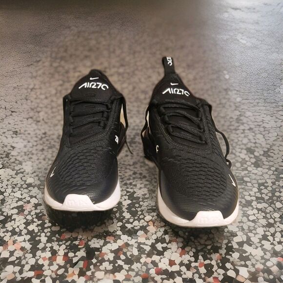 Size 8.5 - Nike Air Max 270 Black White - Picture 3 of 6